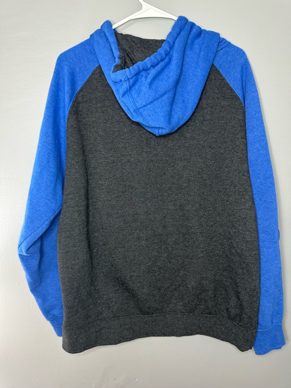 Snap On Men’s Two-Tone Blue and Charcoal Hooded Pullover - Picture 11 of 13